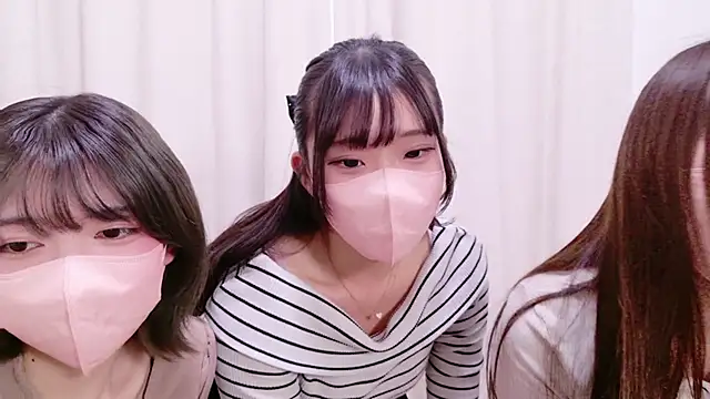 Azusa DoMybest online show from January 2026 04:29:01 AM