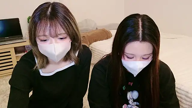 Azusa DoMybest online show from February 2026 09:20:01 AM