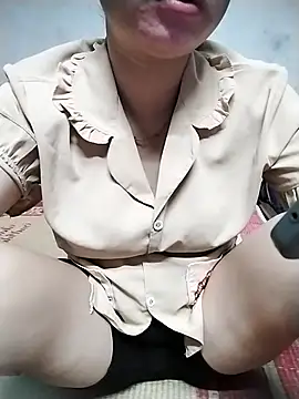 Mie rose online show from September 2025 02:11:01 PM