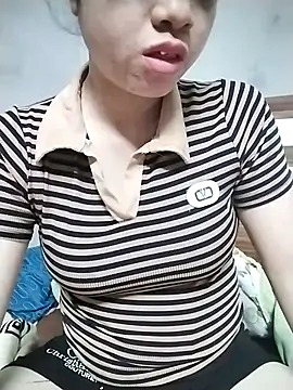 Mie rose online show from April 2026 01:41:01 PM