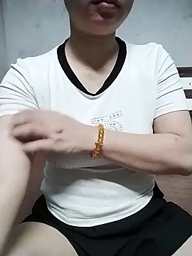 Snapshot of Mie_rose chatting on April 2026 01:23:01 PM Mie rose online show from April 2026 01:23:01 PM