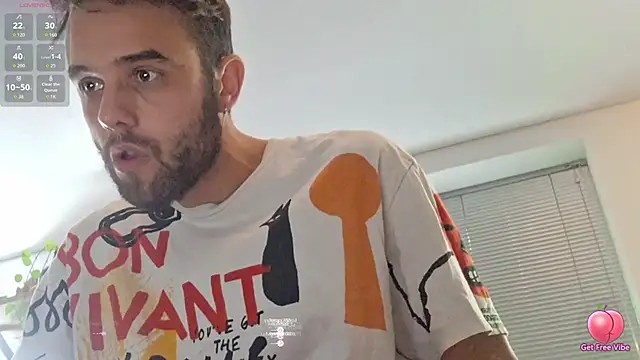 Snapshot of squirtproff chatting on October 2025 09:43:01 AM squirtproff online show from October 2025 09:43:01 AM