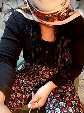 ezgi2545 online show from April 2026 01:38:01 PM