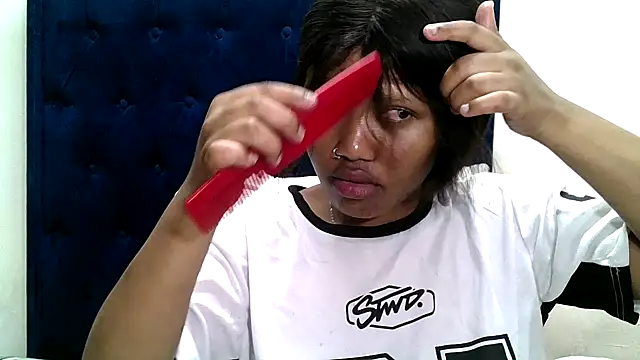 BUNNYCHOWX28 online show from December 2025 08:04:02 PM