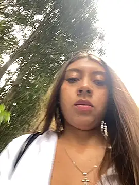 Snapshot of Sara-cooper2 chatting on September 2025 03:45:01 PM Sara-cooper2 online show from September 2025 03:45:01 PM