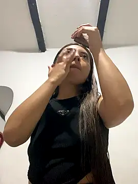 Snapshot of Sara-cooper2 chatting on October 2025 01:13:01 PM Sara-cooper2 online show from October 2025 01:13:01 PM