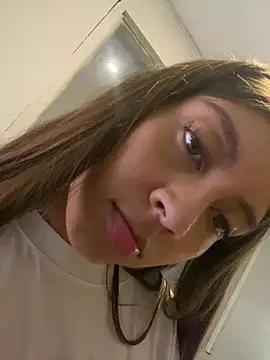 Sara-cooper2 online show from March 2026 07:21:02 PM