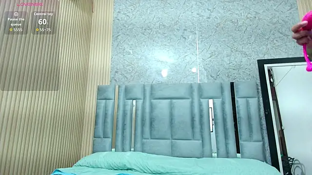 shyblacksweetiee online show from February 2026 08:05:02 PM