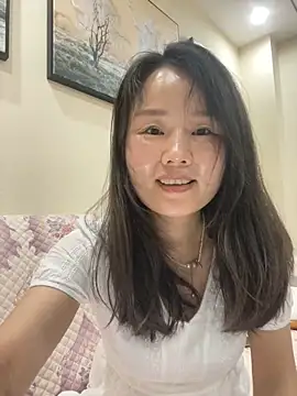 Snapshot of Mier-cn chatting on May 2026 12:56:02 PM Mier-cn online show from May 2026 12:56:02 PM