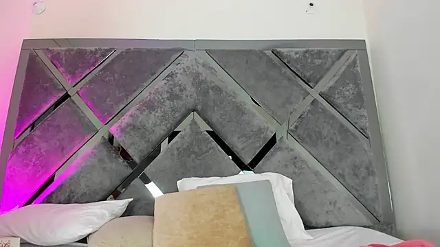 Snapshot of Sweet_Salome1 chatting on September 2025 07:09:02 AM Sweet Salome1 online show from September 2025 07:09:02 AM