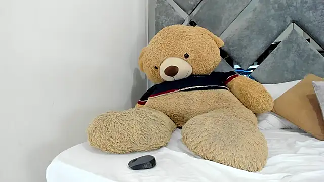 Snapshot of Sweet_Salome1 chatting on October 2025 12:49:02 PM Sweet Salome1 online show from October 2025 12:49:02 PM