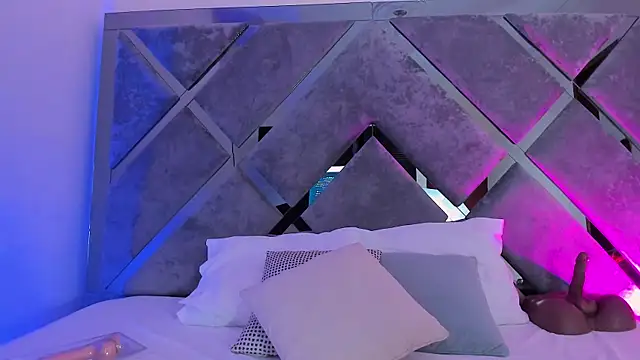 Snapshot of Sweet_Salome1 chatting on December 2025 12:10:01 PM Sweet Salome1 online show from December 2025 12:10:01 PM