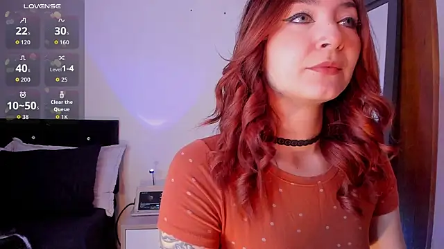 Snapshot of Isis-Blaze chatting on December 2025 07:53:01 PM Isis-Blaze online show from December 2025 07:53:01 PM