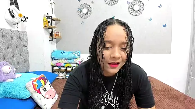 nay and aleja1 online show from October 2025 03:37:02 AM