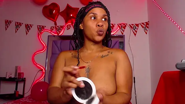 Snapshot of Icyjackson chatting on September 2025 09:25:02 PM Icyjackson online show from September 2025 09:25:02 PM