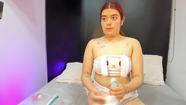 Lila Cox online show from September 2025 11:10:01 AM