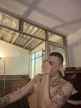 AlphaMasterXxx online show from May 2026 05:47:01 AM