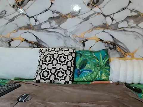 BrownSugarX02 online show from April 2026 01:04:02 PM