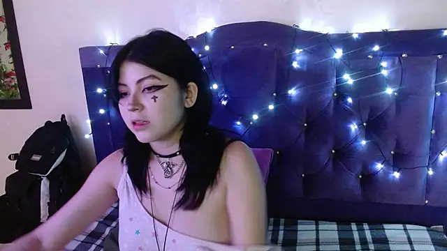 Ginebra Sensual online show from November 2025 12:26:01 PM