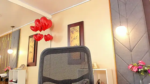 OliviGrace online show from December 2025 10:16:01 PM