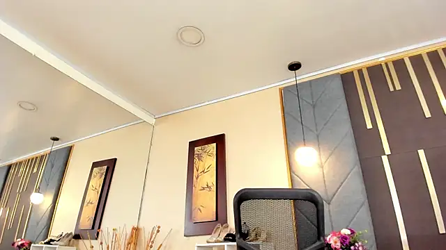 OliviGrace online show from May 2026 09:22:02 PM