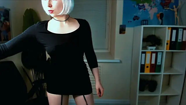 Snapshot of EvaCrosby chatting on September 2025 08:42:01 PM EvaCrosby online show from September 2025 08:42:01 PM