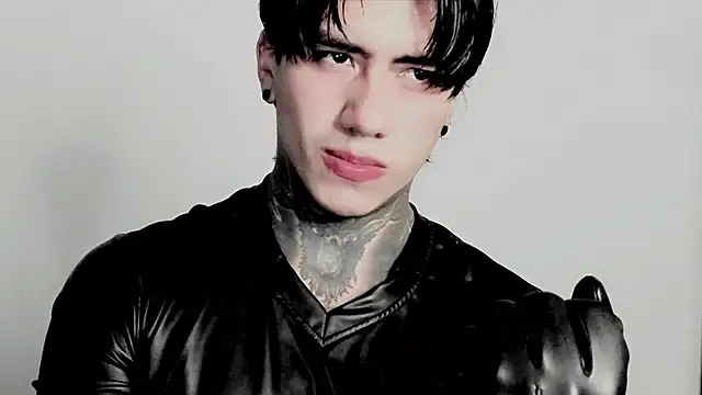 Snapshot of Alex_bdsmz chatting on November 2025 11:05:01 PM Alex bdsmz online show from November 2025 11:05:01 PM