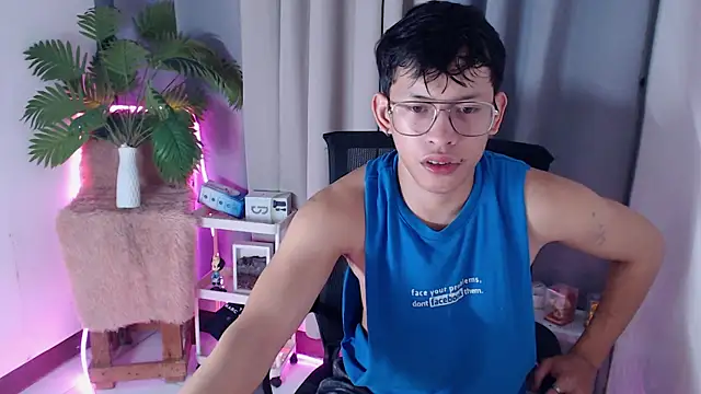 pinkcock froi2305 online show from December 2025 02:17:02 AM