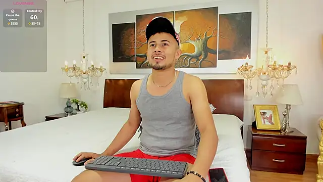 Valentiinoss online show from January 2026 08:45:01 PM