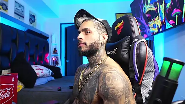 logan hugh8 online show from March 2026 07:15:01 AM