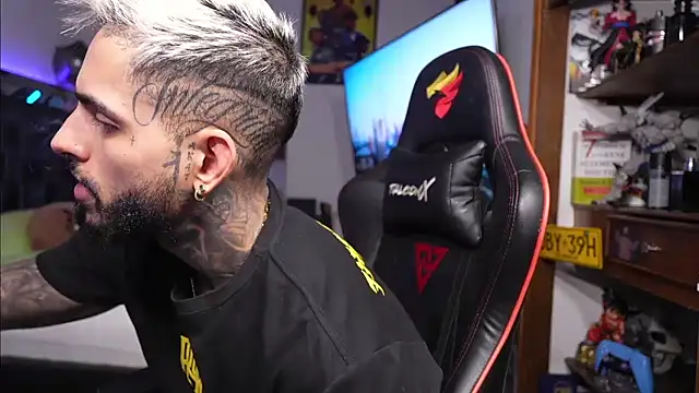 logan hugh8 online show from March 2026 03:56:01 AM