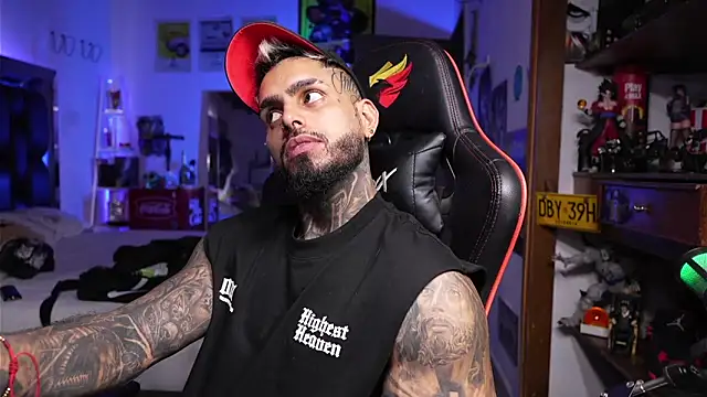 logan hugh8 online show from May 2026 04:23:02 PM