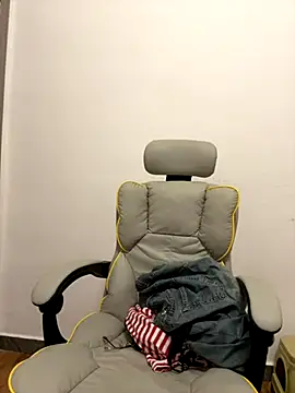 coco-o online show from September 2025 01:11:01 PM