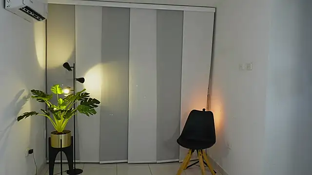 Timmyshy  online show from October 2025 10:52:02 PM