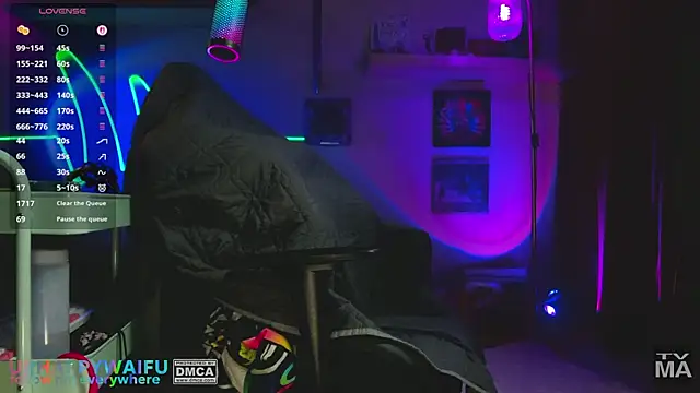 urhappywaifu online show from June 2026 02:21:01 AM