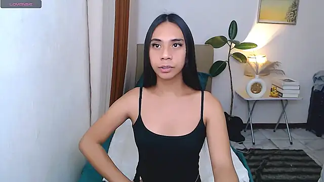 Snapshot of scarlet_smith7 chatting on July 2026 01:05:02 AM scarlet smith7 online show from July 2026 01:05:02 AM