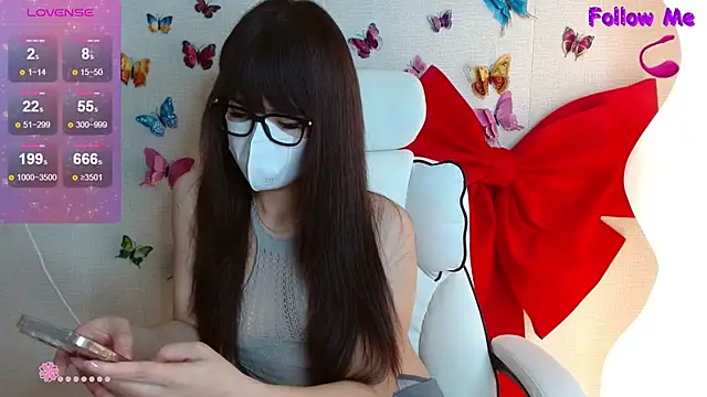 Snapshot of Boobyy-Bae chatting on November 2025 10:14:01 AM Boobyy-Bae online show from November 2025 10:14:01 AM