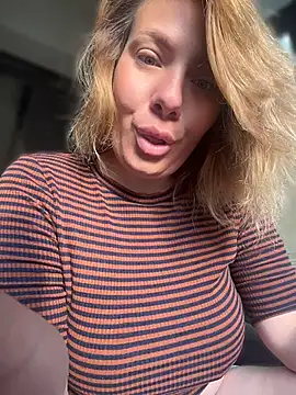 emmasweett11 online show from July 2026 03:56:02 AM