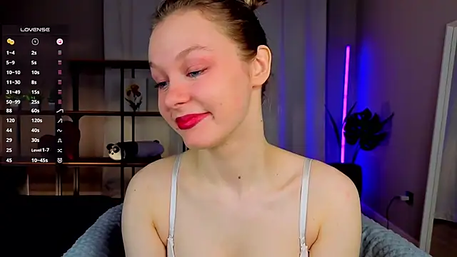Snapshot of Tender_beauty chatting on June 2026 07:09:02 PM Tender beauty online show from June 2026 07:09:02 PM