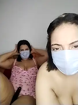 Snapshot of maria_sexyyyy chatting on October 2025 03:35:02 PM maria sexyyyy online show from October 2025 03:35:02 PM