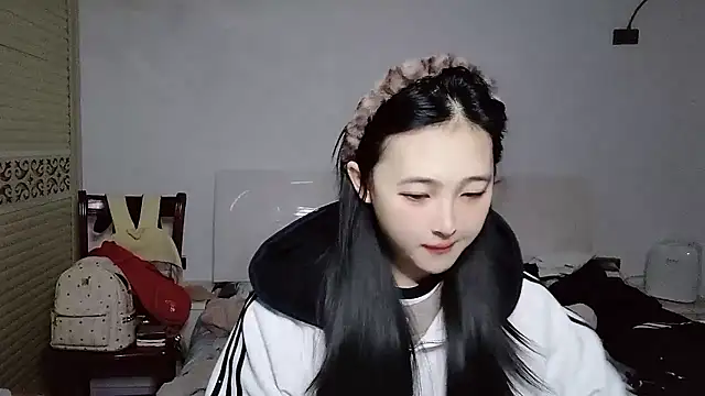 Snapshot of xxz98 chatting on January 2026 12:53:02 PM xxz98 online show from January 2026 12:53:02 PM