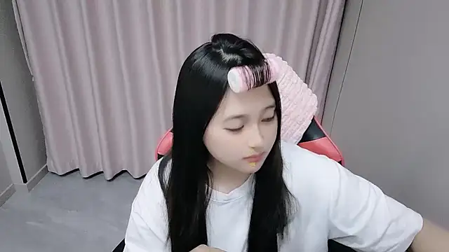 xxz98 online show from May 2026 01:06:02 PM