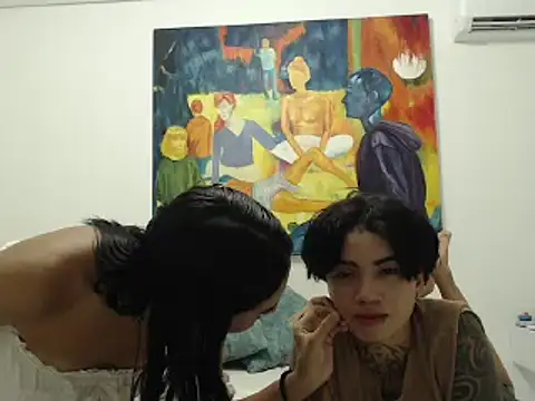 Snapshot of ParisAndVi chatting on September 2025 02:22:01 AM ParisAndVi online show from September 2025 02:22:01 AM