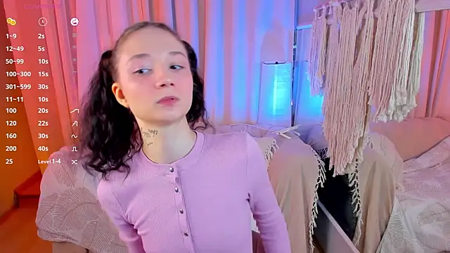 Snapshot of MilliMouse chatting on October 2025 01:50:02 AM MilliMouse online show from October 2025 01:50:02 AM