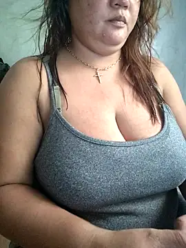 Snapshot of lady_rosie chatting on October 2025 04:03:02 AM lady rosie online show from October 2025 04:03:02 AM