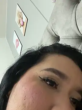 Snapshot of Aliciawhitee chatting on September 2025 04:45:02 AM Aliciawhitee online show from September 2025 04:45:02 AM