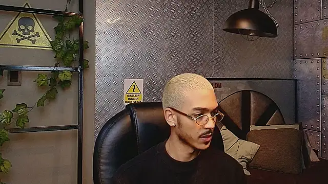 MarcusRain  online show from February 2026 12:54:01 PM