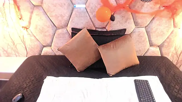 EXOTIC EBONY  online show from October 2025 07:03:02 PM