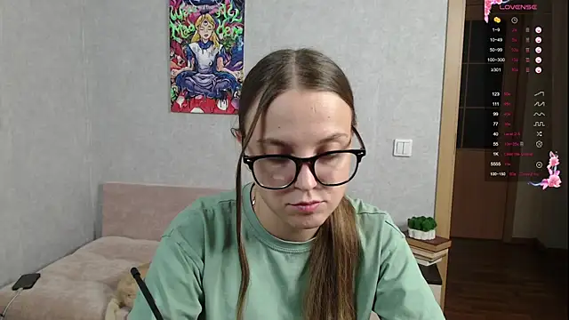 Violetwin online show from September 2025 06:11:02 PM