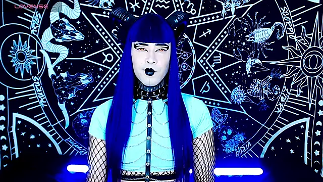 Snapshot of naomi_satan chatting on September 2025 10:57:01 PM naomi satan online show from September 2025 10:57:01 PM